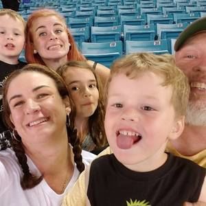 Meet your Posher, Melinda